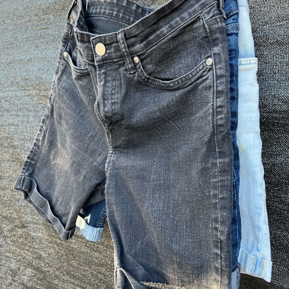 3 pack of H&M Mens Shorts
